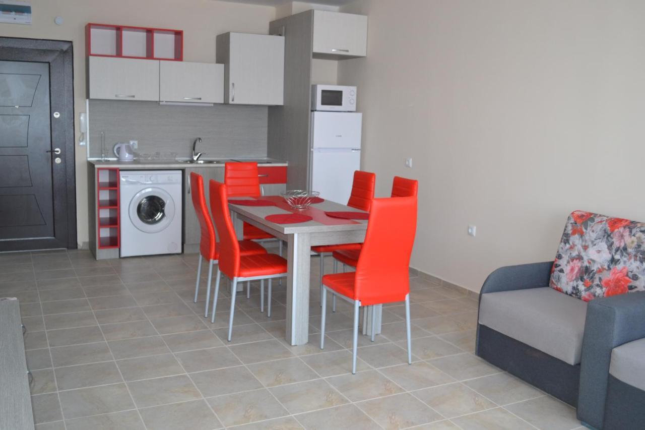 Апартаменти Кастро/Castro Apartments Tsarevo Exterior photo