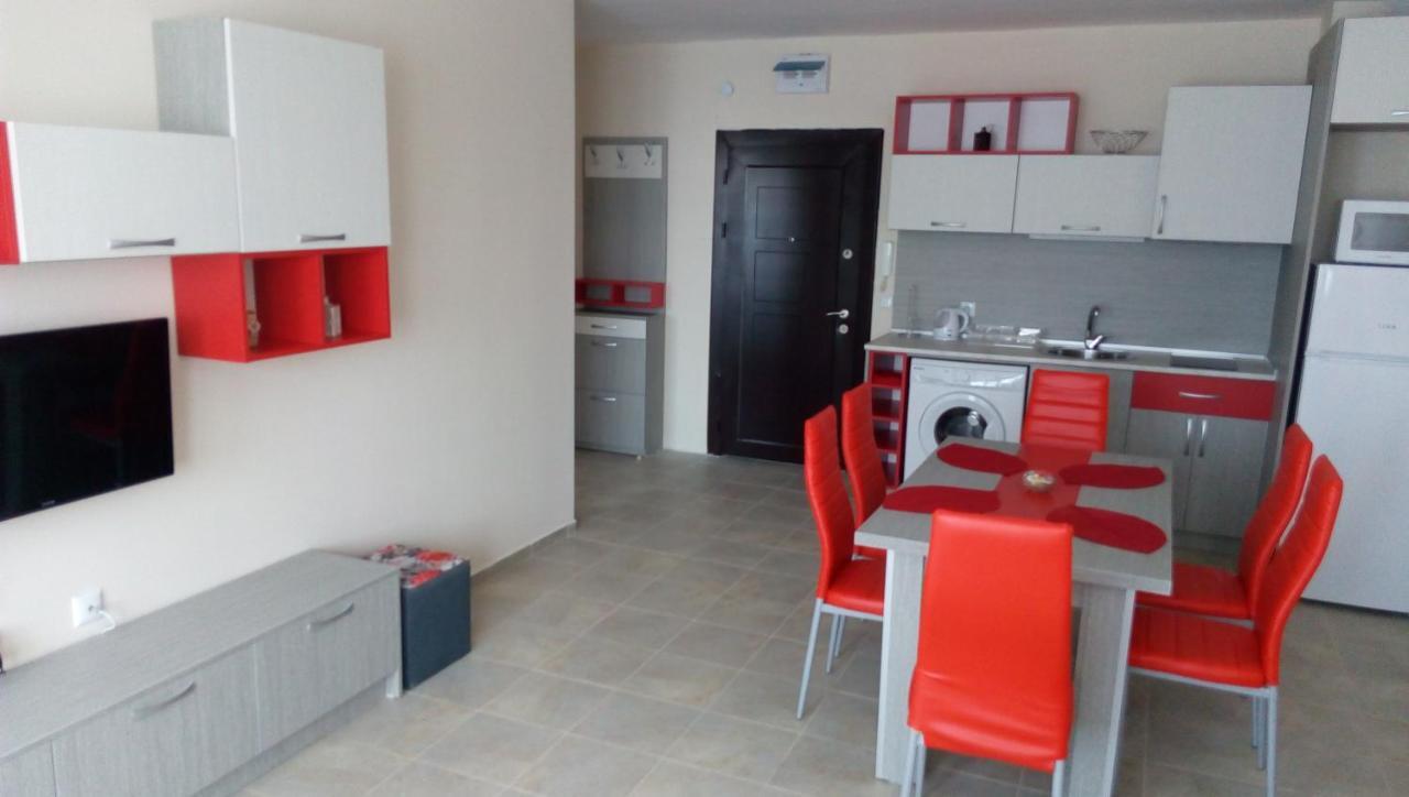 Апартаменти Кастро/Castro Apartments Tsarevo Exterior photo