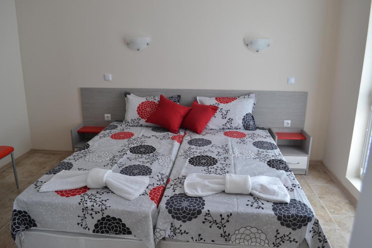 Апартаменти Кастро/Castro Apartments Tsarevo Exterior photo