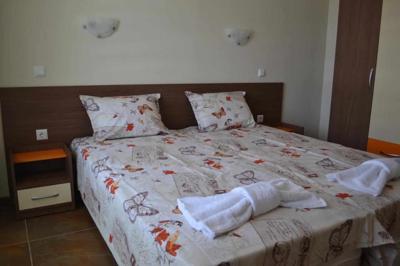 Апартаменти Кастро/Castro Apartments Tsarevo Exterior photo